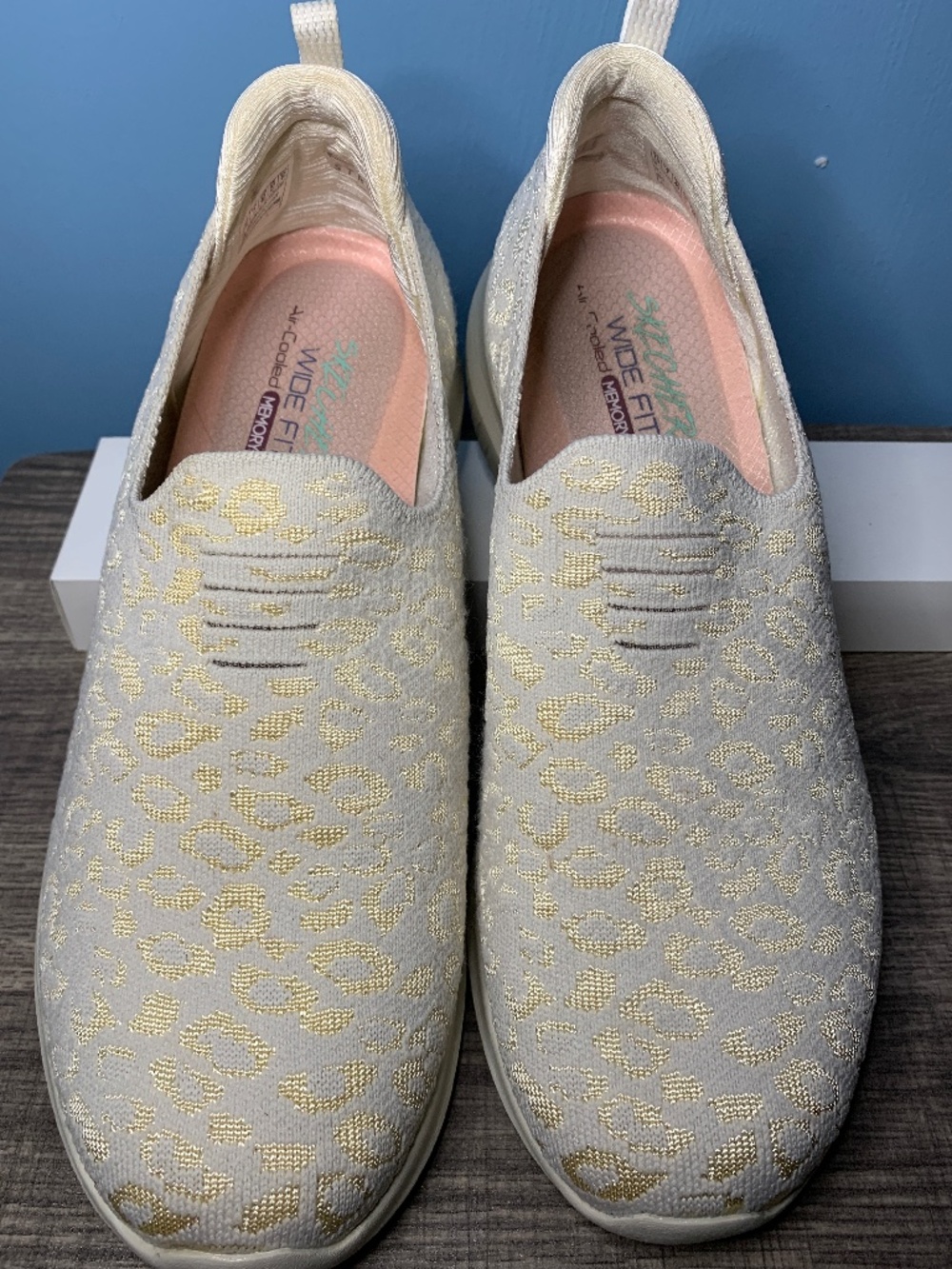 Skechers cream animal print wide fit knit sneaker - Picture 2 of 7